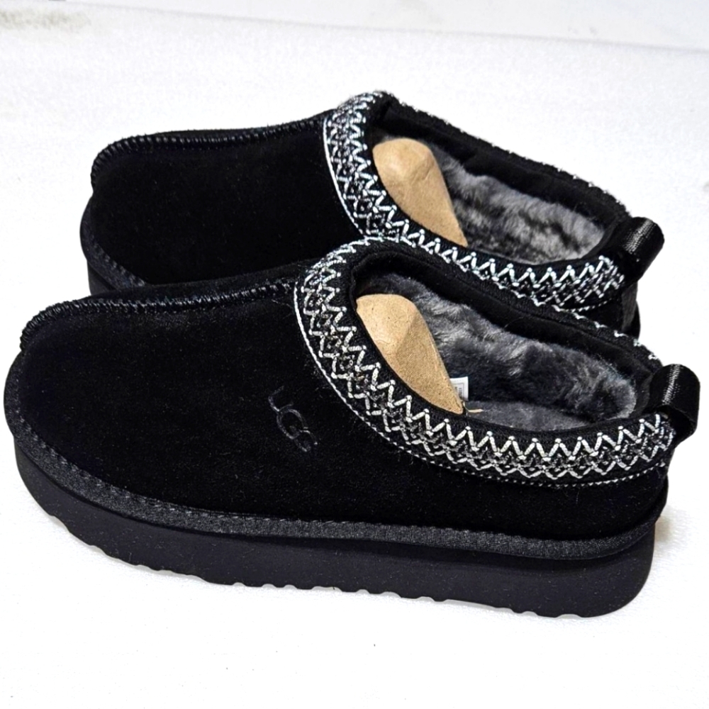 UGG Tasman Slipper